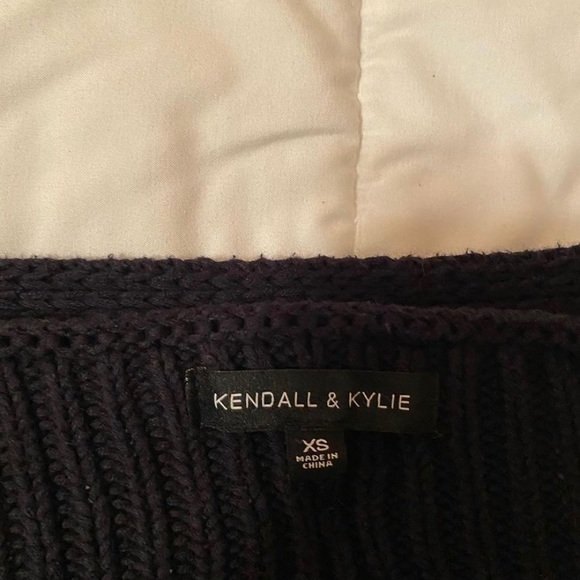 kendall & kylie sweater - Picture 3 of 3